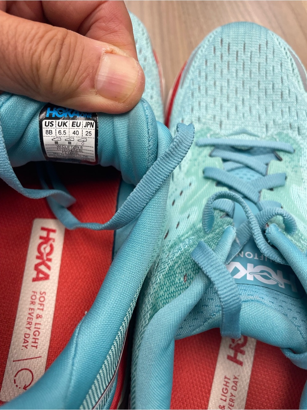 Hoka Clifton 8 Women's Teal Running Shoes with Red Accent - Picture 7 of 8